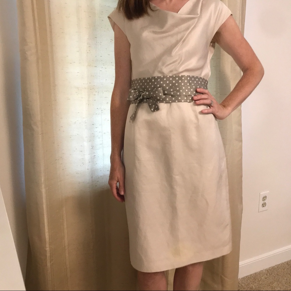 Banana Republic MadMen Dress: Cream